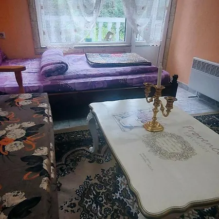 бяла луна Blagoewgrad
